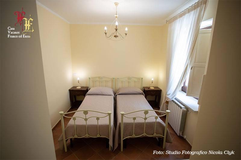 Casa Vacanze - Franco ed Enza Bed and Breakfast San Gregorio Magno Esterno foto