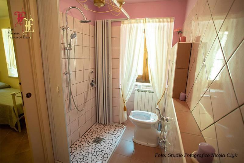 Casa Vacanze - Franco ed Enza Bed and Breakfast San Gregorio Magno Esterno foto