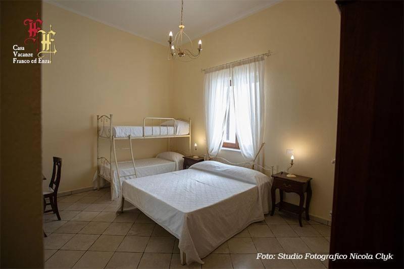 Casa Vacanze - Franco ed Enza Bed and Breakfast San Gregorio Magno Esterno foto